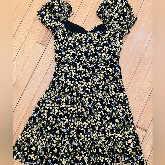 Floral mini dress - Picture 2 of 3